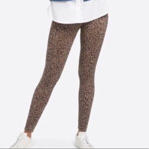 SPANX Seamless Leggings